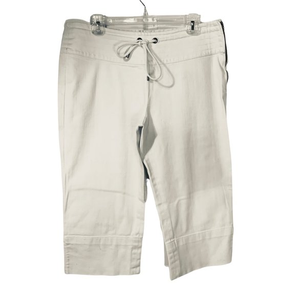 St. John Sport Capri Pants Size 18 White Cropped 35 Inch Waist Mid Rise Size Zip - Picture 1 of 7